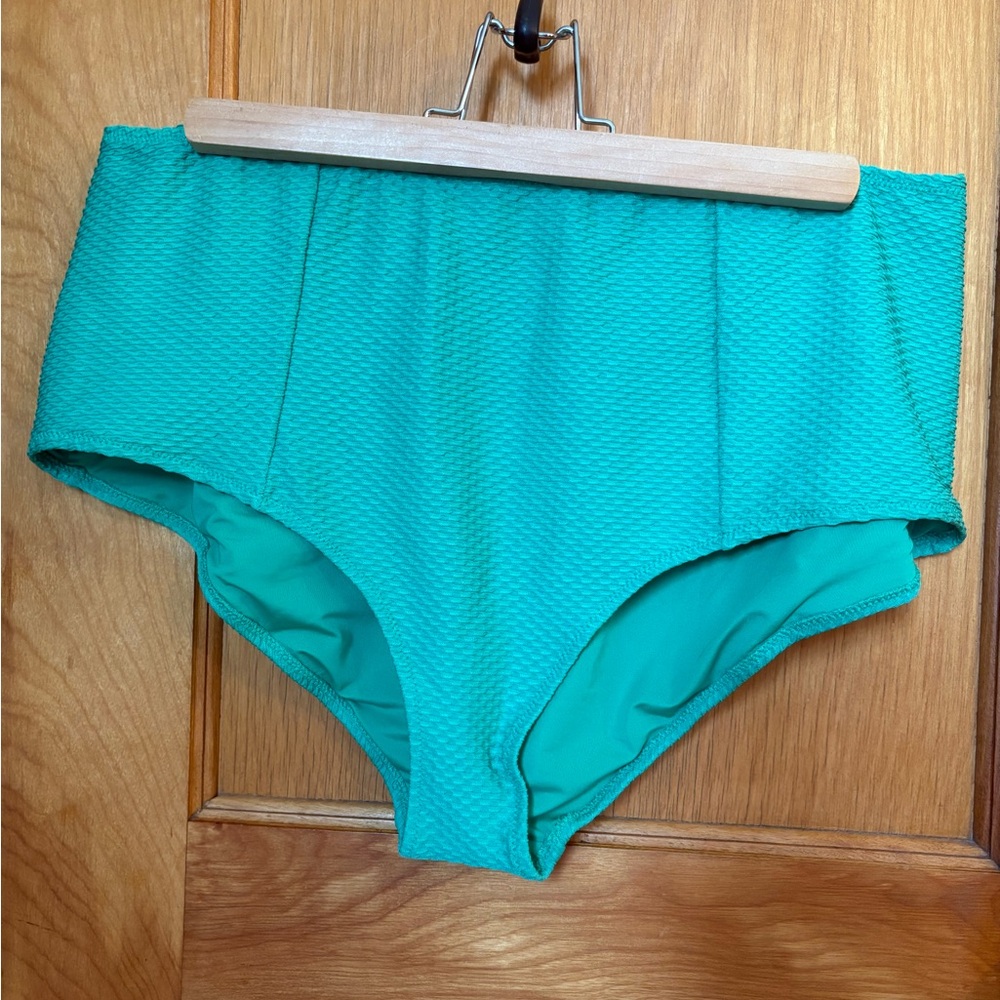 *nwt* Aerie Textured Green High Rise Bikini Bottoms